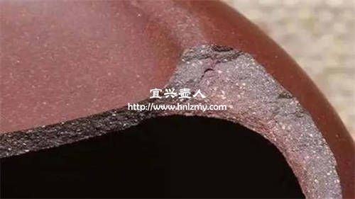 紫砂壺斷面中間是黑色的是什么原因
