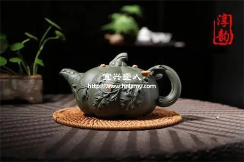 紫砂壺拿在手上很輕是買到假紫砂壺了嗎