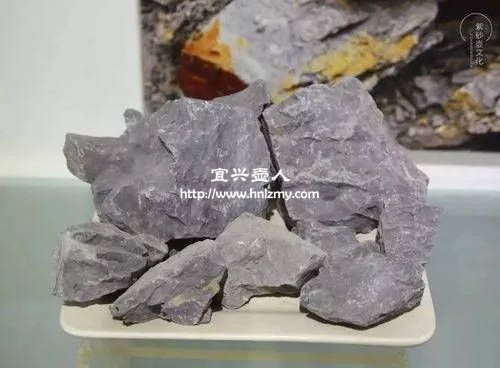 紫砂泥料中的云母有什么危害嗎