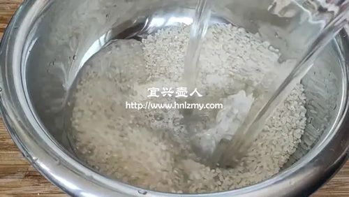 用大米給紫砂壺開(kāi)壺會(huì)造成紫砂壺的損傷