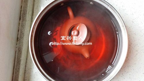 紫砂壺開壺水為什么會變色
