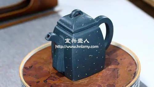 藍色的紫砂壺是真紫砂壺嗎