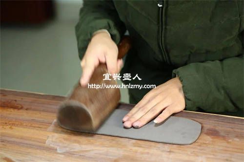 制作紫砂壺的木搭子
