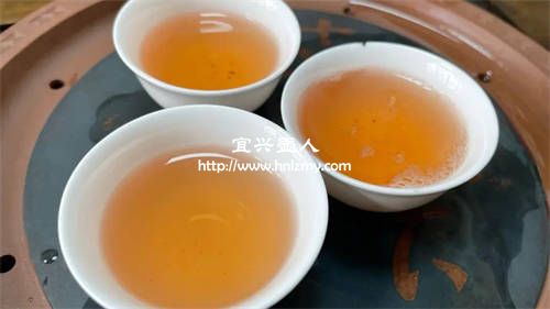 風凰單叢茶用什么泥料紫砂壺沖泡好