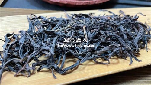 風凰單叢茶用什么泥料紫砂壺沖泡好
