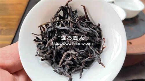 風凰單叢茶用什么泥料紫砂壺沖泡好