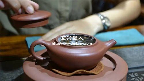 用假紫砂壺泡茶有害身體健康嗎