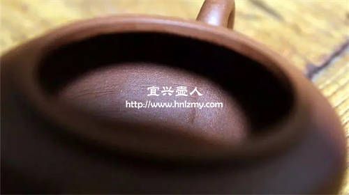 真正好的紫砂壺內(nèi)壁應(yīng)該比較光滑嗎