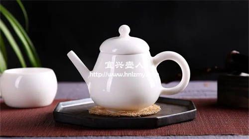 茶壺買紫砂的好還是陶瓷的好