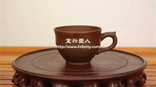 紫砂茶杯喝完茶后有白色的東西