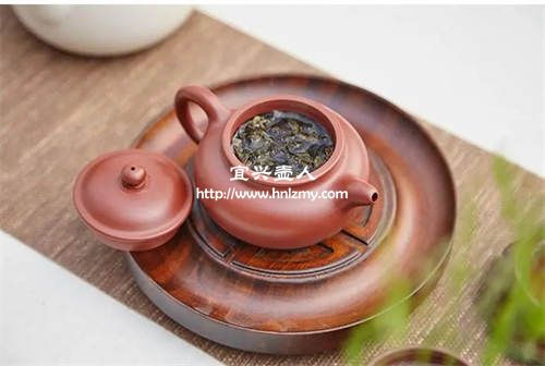 紫砂壺泡完茶葉怎么快速倒出來