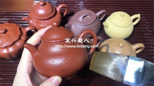 紫砂壺用了一段時間不掛水正常嗎
