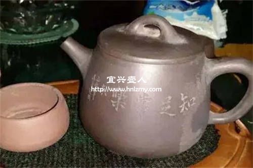 紫砂壺上出現白霜的原因有很多