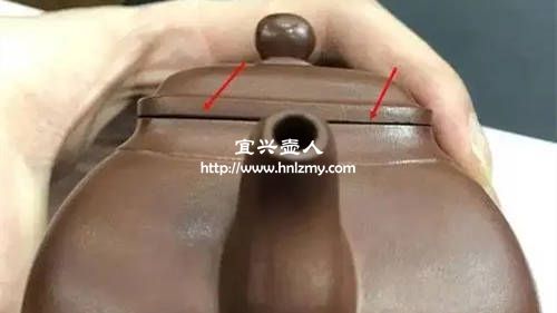 紫砂壺蓋和壺身有間隙正常嗎