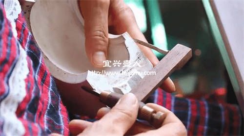 制作機(jī)車紫砂壺的設(shè)備