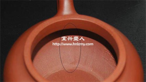 機車紫砂壺最明顯的特征是什么