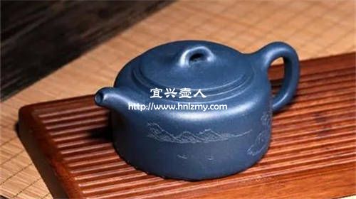 添加化工材料調色的紫砂壺