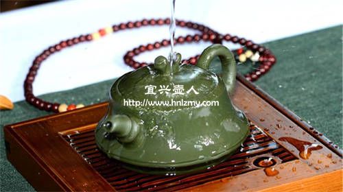 綠色的紫砂壺都是化工壺嗎 1