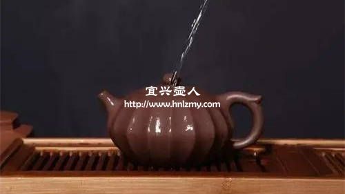 如何用開水鑒別化工紫砂壺