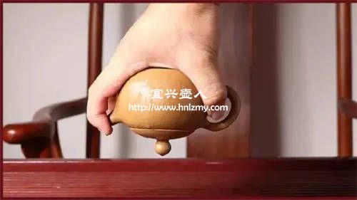 紫砂壺倒立