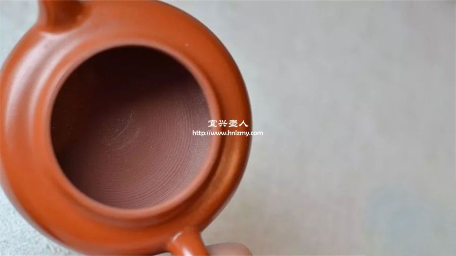 手拉胚紫砂壺內壁橫紋