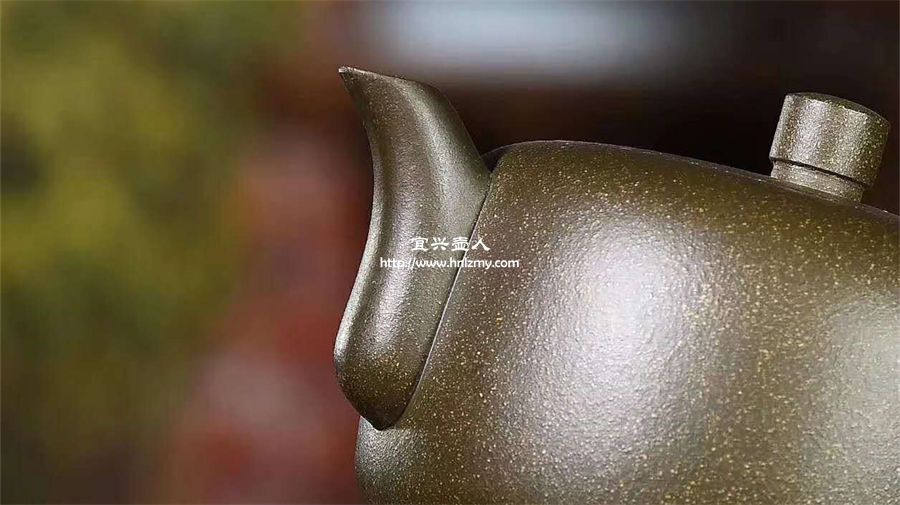 手工紫砂壺表面都不平整嗎？手工紫砂壺的特點！