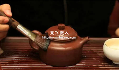 分享紫砂壺的養(yǎng)護(hù)方法