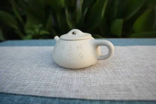 白段泥紫砂壺和普通紫砂壺區別大嗎
