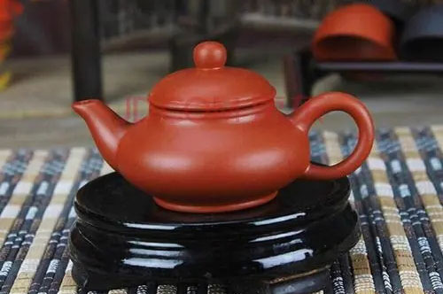 朱泥大紅袍紫砂壺都加鐵紅粉嗎3