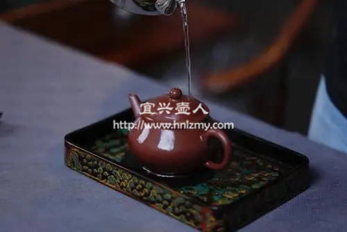 澆淋茶湯并不是好的養壺方法