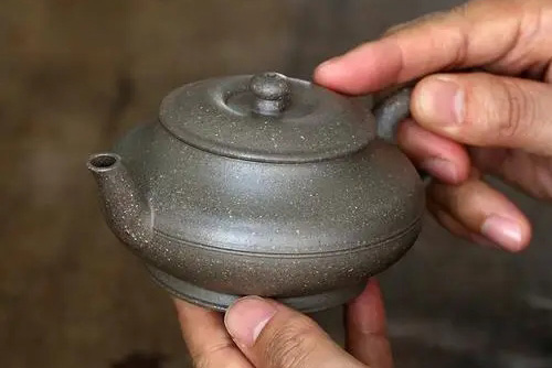 深色青灰泥紫砂壺用來喝什么茶好3