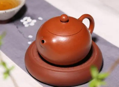朱泥做的紫砂壺出來(lái)后什么樣的色最好2