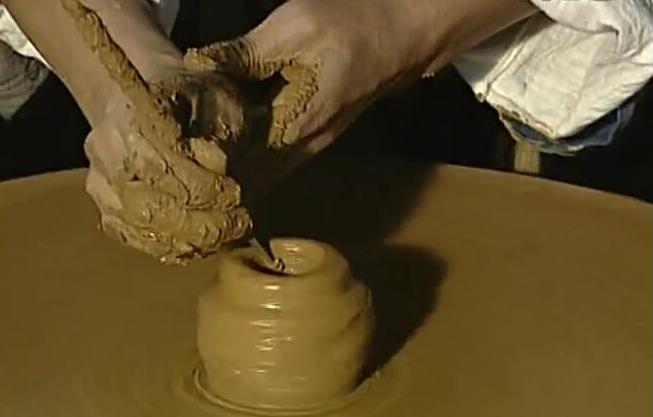 電視劇紫砂記中做壺的鏡頭
